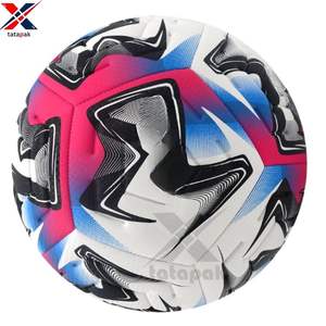 Ballon de football en cuir PVC de 3,5 mm de haute qualité, respectueux de l'environnement, doux au toucher, taille 5, cousu à la machine, thermocollé, pour les sports d'équipe - Product Image 4