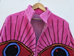 SHREE RADHA GOVIND EXPORTS Veste ethnique artisanale pour femme, en velours imprimé, broderie Suzani florale, chaude pour le printemps/l'automne/l'hiver - Product Image 2