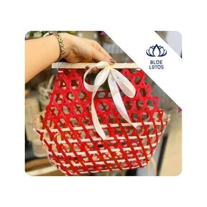 BEST SELLER Boîte cadeau en bambou pour l'emballage des produits, l'agencement en vitrine et la présentation de luxe Vietnam - Product Image 1