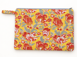Funda para Portátil de Algodón con Diseño Floral Acolchado Vintage de VEER HANDIRCRAFTS, con Cierre de Cremallera Impermeable y Asa Suave, Hecha en Rajasthan - Product Image 3