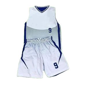 Maillot de basket-ball unisexe personnalisé de haute qualité en gros, ensemble de sublimation pour le football, impression de logo personnalisé, broderie sur le haut - Product Image 1
