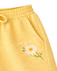 ชุดเซ็ตสองชิ้น เสื้อครอปแขนกุดสีเหลืองลายริบบิ้นสำหรับผู้หญิง และกางเกงขาสั้น ลายดอกไม้ ชุดลำลองฤดูร้อน สั่งทำได้ - Product Image 6