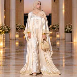 Ensemble de 4 pièces de luxe pour femme : Abaya en satin, robe islamique modeste, ornée de perles et de Zari brodés à la main, coupe ample maxi, col montant, pour la prière - Product Image 1