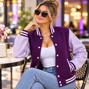 Chaqueta Varsity Lila y Morada para Mujer, Chaqueta Bomber Oversize con Letras, Chaqueta de Cuero Estilo Vintage Personalizada, Talla Personalizada - Product Image 3