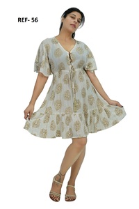 ผู้ผลิตชุดเดรสผ้าฝ้ายพิมพ์ลายฟอยล์ คอวี ความยาวปานกลาง - Product Image 3