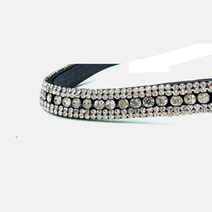 Banda de cejas de caballo de cuero inglés negro con extremo de lazo personalizado con cristales blancos, cadena ostentosa, banda de cejas de brida para caballos - Product Image 1
