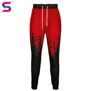 Ensemble de survêtement léger pour homme, style hip-hop, imprimé numérique, avec pantalon à cordon et sweat à capuche à manches longues, coloris rouge et noir - Product Image 3