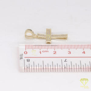 Pendentif moderne en argent 925 plaqué or rhodié avec croix certifiée GIA et diamants de laboratoire VVS de qualité supérieure, style hip-hop - Product Image 5