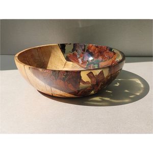 Bol rustique en bois et résine écologique pour servir et manger en cuisine - Product Image 5