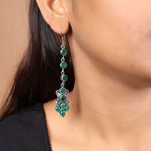 Pendientes Colgantes de Estilo Bohemio, Étnico y Tribal con Piedra Verde, Venta al por Mayor |   Pendientes de Latón Hechos a Mano, Joyería al por Mayor para Mujer - Product Image 5
