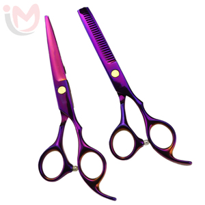 กรรไกรตัดผมแบบตรง ดีไซน์มืออาชีพ ขนาด 6.0 นิ้ว รุ่นใหม่ทันสมัย 4 สี สำหรับช่างเสริมสวย ใบมีดสแตนเลส - Product Image 4