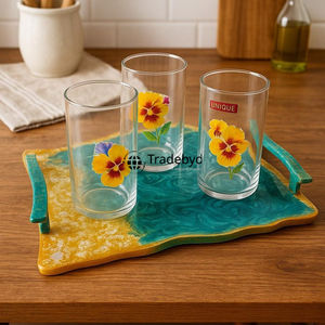 Plateau de service moderne en résine, élégant et décoratif pour la table de cuisine et la décoration intérieure Tradebyd - Product Image 1