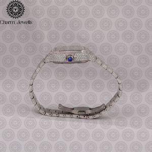 Montre rectangulaire de luxe pour femme Charm_Jewells en acier inoxydable avec lunette sertie de diamants, verre saphir, mouvement à quartz analogique - Product Image 4