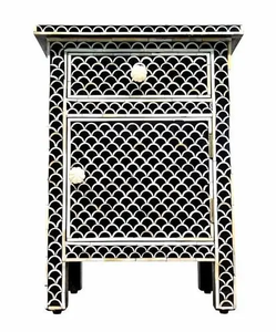 Mesa Auxiliar Cuadrada de Resina con Diseño Art Deco Hecha a Mano, Tamaño y Color Personalizados para Uso en Dormitorios Interiores - Product Image 5