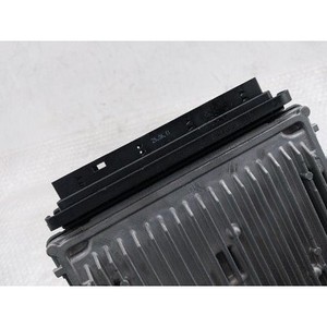 ECU และโมดูลคอมพิวเตอร์มือสองสำหรับรถยนต์ซีรีส์ 7 รุ่น 851675301 - Product Image 3