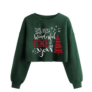 Haut de saison sur mesure en tissu doux avec détails personnalisés pour collections de vêtements festifs – Crop top de Noël - Product Image 1