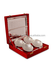Juego de 2 Tazas de Té de Latón Plateado en Oro y Plata con Platos y Cucharas en Caja Roja - Artesanía Ali - Product Image 3