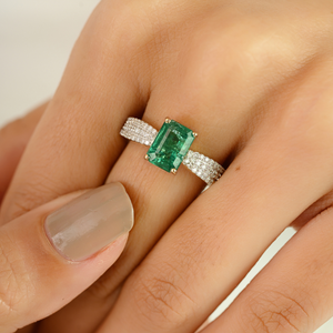 Anillo de Boda de Oro Amarillo K14 Sólido con Esmeralda y Diamantes, Piedra de Nacimiento de Mayo, Venta al por Mayor de Fábrica, Joyería de Gran Demanda - Product Image 4