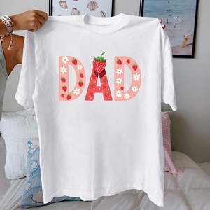 DAD Camiseta con estampado informal para mujer Comfort Fit 100% Tela de punto de algodón puro con tema de fresa - Product Image 4