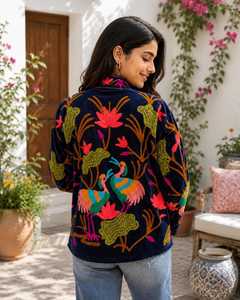 Veste en velours brodée Suzani, motif floral et oiseaux, style bohème, pour femme, nouvelle collection Look Fabulous Holidays, vêtement d'extérieur tendance, blazer spécial hiver. - Product Image 1
