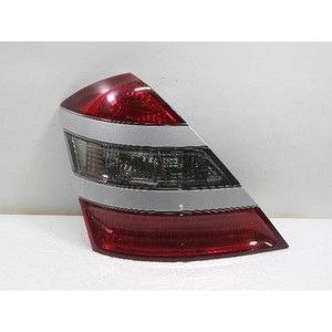 ไฟท้ายมือสองรุ่น S-class ด้านซ้าย A2218200164 - Product Image 1