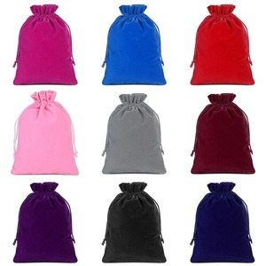 Bolsas de Terciopelo para Almacenamiento con Cordón, Producción en Masa, Servicio OEM, Proveedor de Exportación para Marcas de Moda - Product Image 1