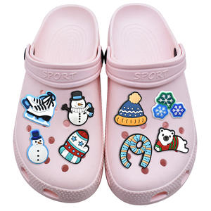Cadeaux de Noël, style hivernal, thème de Noël, flocon de neige, bonhomme de neige, accessoires pour sabots en caoutchouc PVC souple, breloques pour chaussures - Product Image 4