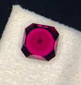 Pierre précieuse naturelle grenat rose taille fantaisie à facettes, pierre libre pour la fabrication de bijoux, anneaux et pendentifs, fournisseur en gros Zubeda Gems Jewellery - Product Image 4