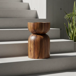 Tabouret en teck fait main Dam, design minimaliste contemporain avec finition naturelle écologique pour la décoration intérieure, les complexes hôteliers et les cafés - Product Image 1