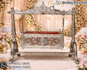 Cuna colgante de lujo con forma de luna, tallada a mano, elegante diseño de arco de metal para decoración de bodas, EE. UU. - Product Image 2