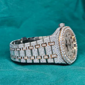 Reloj de Lujo Antiguo con Esfera Cuadrada de Cuarzo y Diamantes Moissanite, Totalmente Adornado con Números Romanos, para Hombre y Mujer, de Acero Inoxidable, 5 ATM - Product Image 1