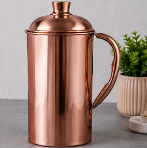 Carafe en cuivre avec couvercle, design minimaliste, finition lisse, grande capacité, vaisselle de qualité supérieure pour la maison, carafe ayurvédique bien-être sans soudure - Product Image 4