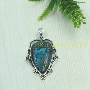 Pendentif en Azurite Chrysocolle Naturelle, Argent Sterling 925, Fait Main, Forme Bouclier Vintage, Bijou Bohème Tendance, Cadeau pour Femme et Homme - Product Image 6