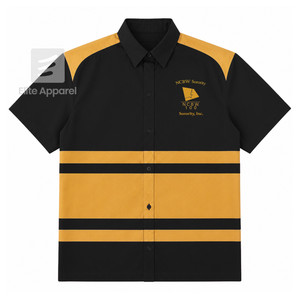 Camiseta personalizada de la Coalición Nacional de 100 Mujeres Negras con logotipo bordado en la parte delantera, con rayas negras y doradas, para ropa femenina griega. - Product Image 1