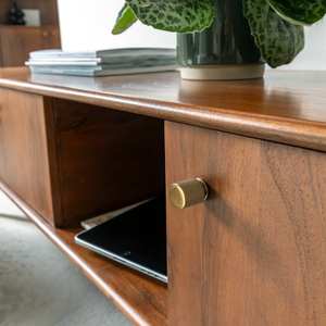 Mueble para TV Vandana Vertex Arion de 3 puertas en madera de acacia - Product Image 3