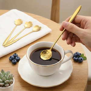 Cucharas de Postre Doradas con Diseño Floral, Mango Largo, Acabado Espejo, Chapadas en Oro, de Acero Inoxidable, para Servir Té, 7 Pulgadas de Largo - Product Image 5