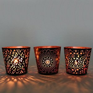 Elegante calidad superior negro oro Metal hierro perforado Red de corte flor diseño Mesa linterna clásica vela votiva hogar - Product Image 2