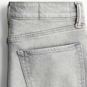 Shorts en jean déchirés pour femmes, taille mi-haute, 100 % coton, séchage rapide, respirant, avec logo personnalisé – Vente en gros - Product Image 4