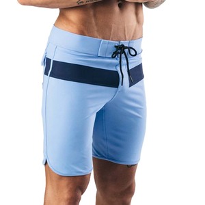 Shorts de plage d'été pour hommes - Confortables, absorbants la transpiration, respirants, écologiques, décontractés, taille mi-haute élastique, longueur cinq-quarts - Product Image 1