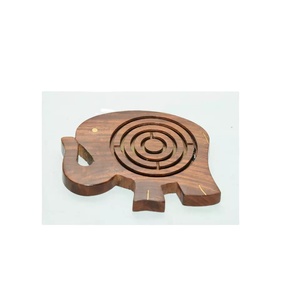 Vente chaude Éléphant Forme Puzzle Jouet Jeu De Société Emballage Personnalisé Divertissement Intérieur Pour Enfants Labyrinthe En Bois Ball Board Enfants - Product Image 1