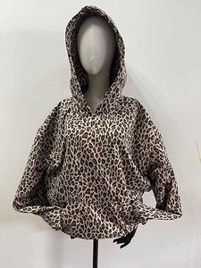 Women's Oversized <b>Leopard</b> <b>Print</b> <b>Hoodie</b> Full Sleeve Drop-Shoulder Fleece Sweatshirt Autumn Wear Breathable Knitted Style - Product Image 3