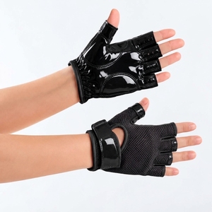 Sticky <b>pole</b> gloves for women combine strong contact grip comfortable fit flexible support and modern <b>pole</b> <b>dance</b> wear style - Product Image 1