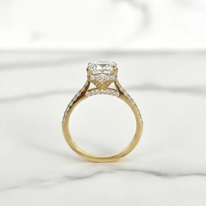 Bague de fiançailles en diamant taille émeraude 1,8 carat Or jaune 14 carats Diamant de laboratoire certifié IGI Bijoux de style classique pour femme - Product Image 3
