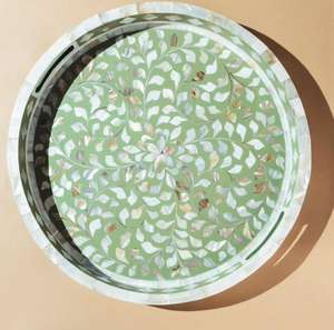 Bandeja de Almacenamiento Cuadrada Hecha a Mano con Incrustaciones Florales Verdes y Resina de Madreperla, Diseño Clásico Plegable y Sostenible para Sala de Estar - Product Image 1