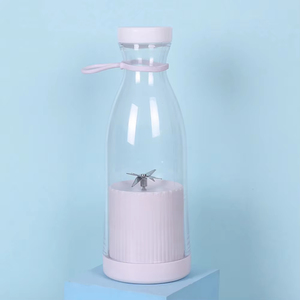 ขวดปั่นพกพาสีชมพูพร้อมผลไม้ฝานและของตกแต่งเชอร์รี่ 420 มล. - Product Image 2