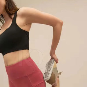Shorts de sport pour femmes, taille haute, extensibles, respirants, séchage rapide, confortables pour la course à pied, le yoga et l'entraînement - Product Image 4