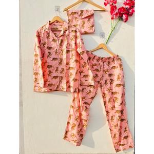 Conjunto de Pijama de Algodón con Estampado de Selva y Bolsillo, Ropa de Dormir para Mujer, Suave y Transpirable, Conjunto de Pijama Estampado a Mano - Product Image 1