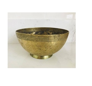 Cuenco de Latón de Lujo, Sofisticado Plato para Servir Hecho a Mano para Hoteles Premium, Restaurantes, Mesas de Comedor, Banquetes de Boda e Interiores - Product Image 5