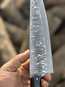 Juego de Cuchillos de Cocina de Acero de Damasco de 67 Capas, Forjados a Mano, Colección de Cuchillos de Chef, con Mangos de Resina de Madera Ambidiestros - Product Image 4