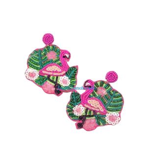 Boho Chic: Pendientes bordados hechos a mano Hilos Coloridos: Pendientes bordados únicos Estilo artesanal: Bordado llamativo - Product Image 1